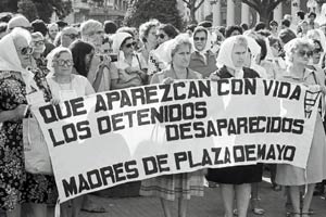 Madres de Plaza de Mayo se renen con Alfonsn