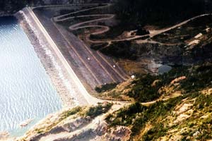 Inauguran la represa de Futaleufú