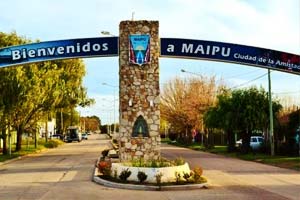 Se funda la localidad de Maip